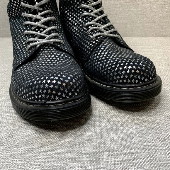 DR. MARTENS 1460 Pascal Silver Star Laced Boot Black Leather EU 37 Women's 6 - Picture 2 of 9